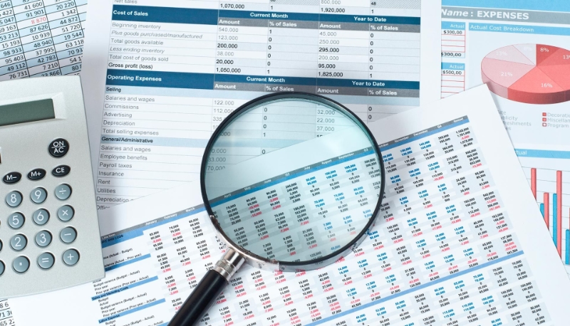 financial analysis and financial compliance